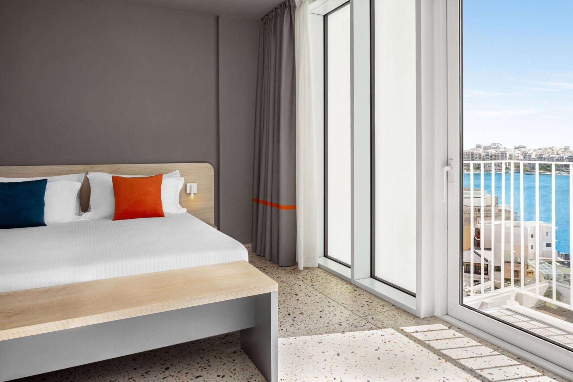 Quadro Hotel, Trademark Collection By Wyndham سانت جوليان المظهر الخارجي الصورة