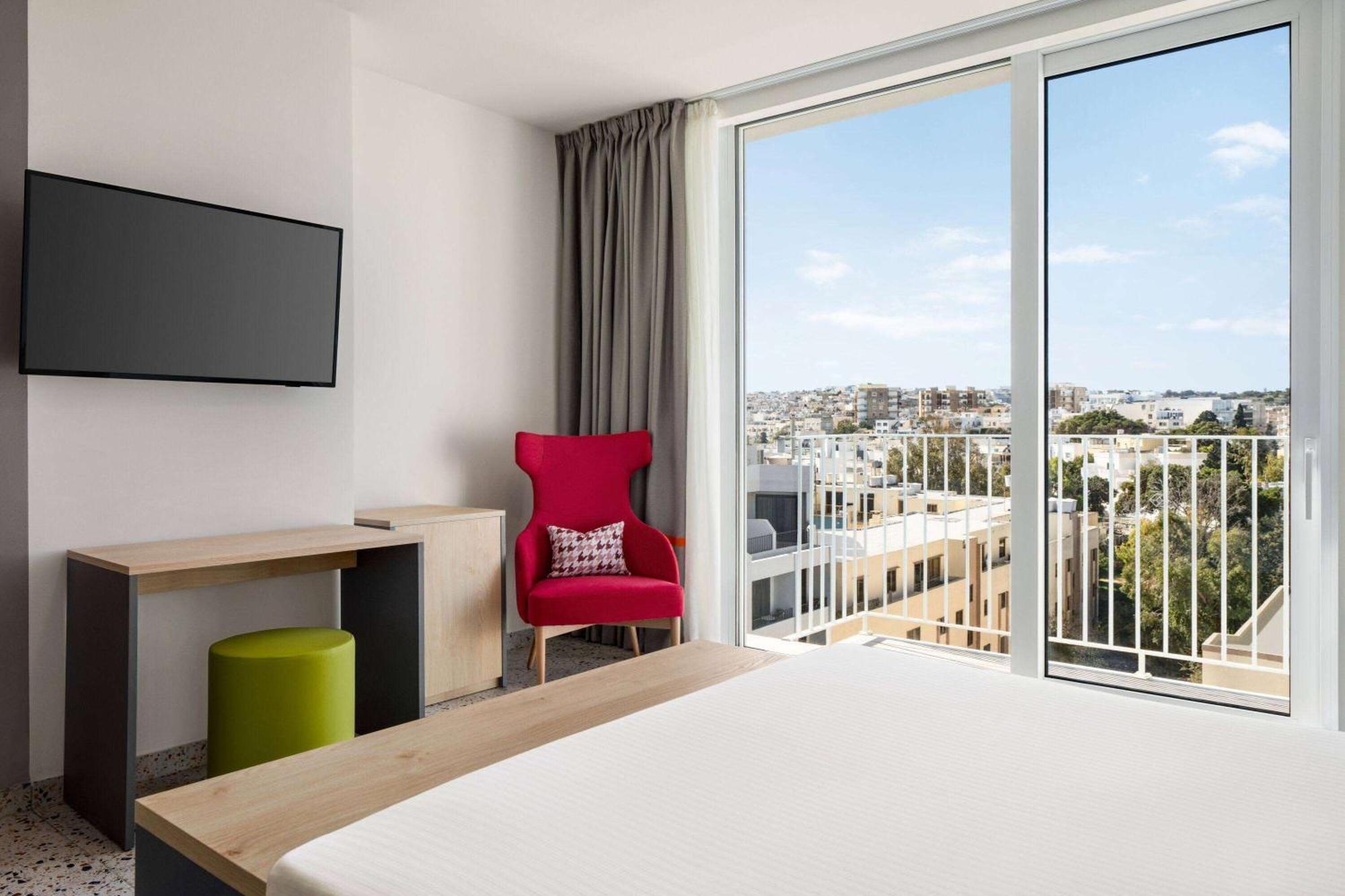 Quadro Hotel, Trademark Collection By Wyndham سانت جوليان المظهر الخارجي الصورة