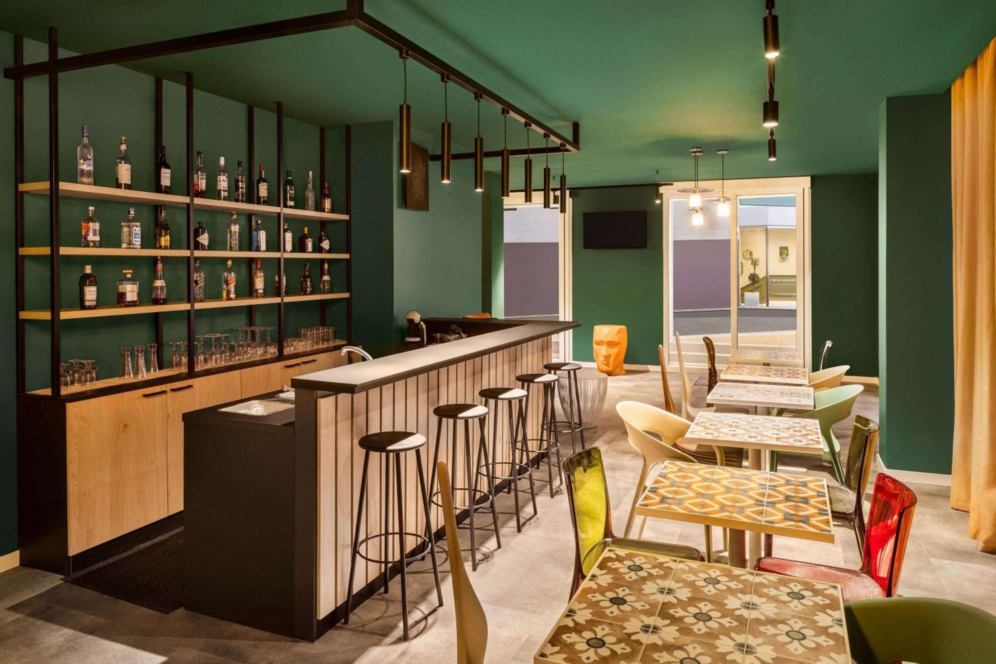 Quadro Hotel, Trademark Collection By Wyndham سانت جوليان المظهر الخارجي الصورة
