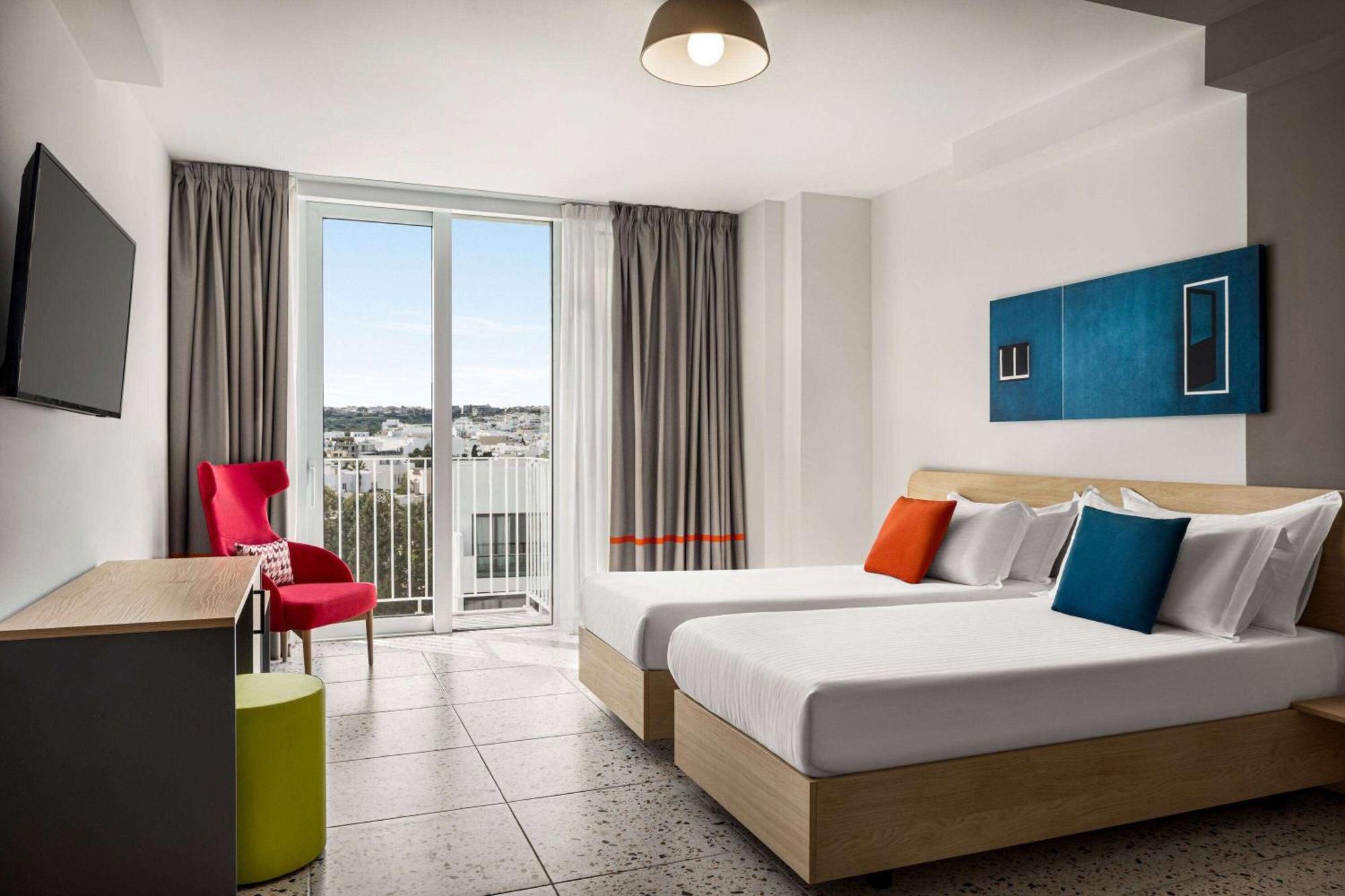 Quadro Hotel, Trademark Collection By Wyndham سانت جوليان المظهر الخارجي الصورة